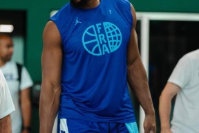 kaiyun官网入口关于法国国家队迎NBA常规赛关键赛，转会期回应争议，悬念犹存，资深球员宣示担当的信息