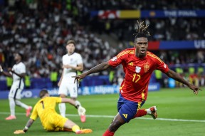 开云体育网页版通道东契奇新星夺冠表现突出，西班牙队前途光明！